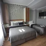 Hotel Yuvam Vari 2*