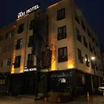 Yuvam Vari Hotel